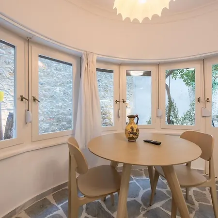 Zen Lotus, Kolonaki Apartment Athens